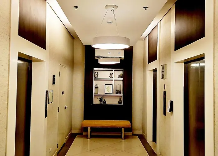1105t2 Avida Riala It Park 1 Bedroom Unit Very Spacious *